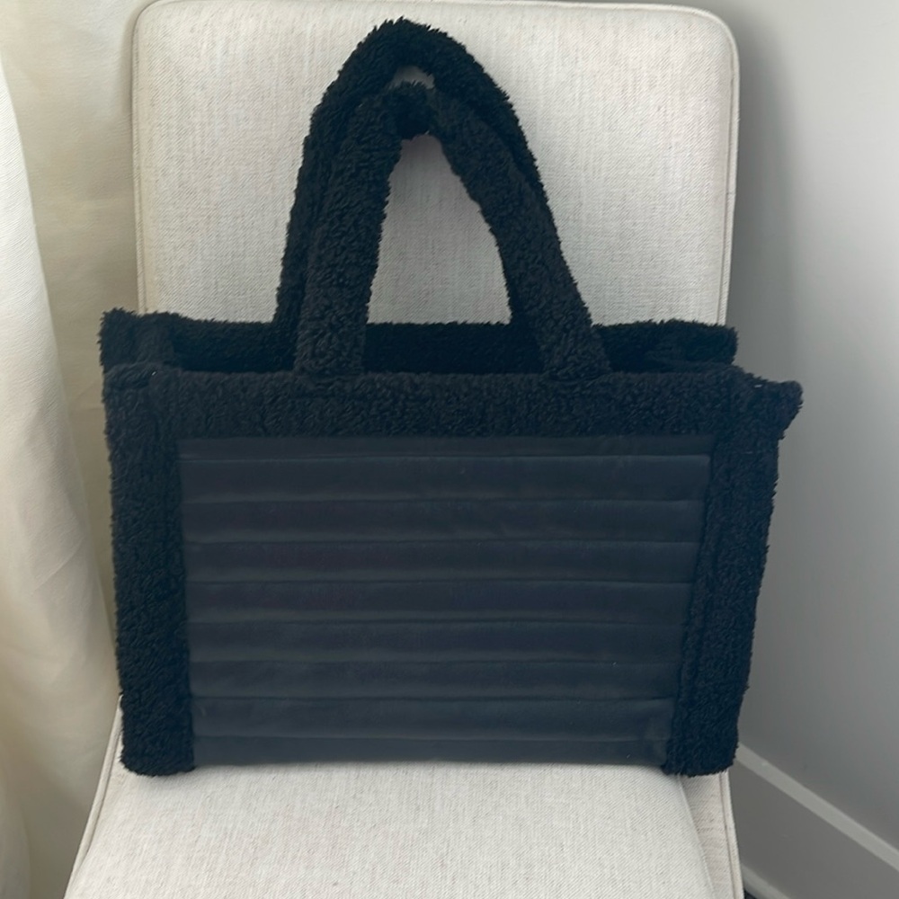 Royln bag. Used once. Like new.